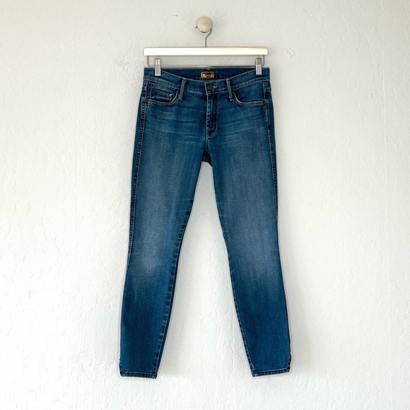 MOTHER The Vamp Skinny Jean in Gift Wrapped Wash - Picture 2 of 11